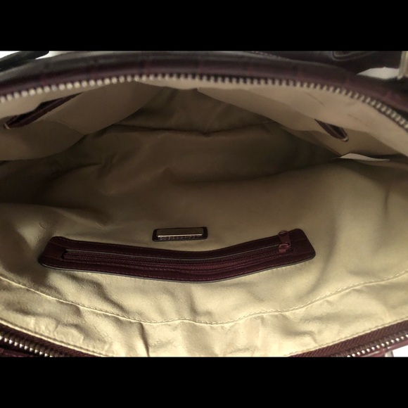 NEW - ROSETTI SHOULDER BAG - Picture 2 of 3